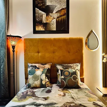 Apartment Design Notre Dame & Comfortable Short Breaks *